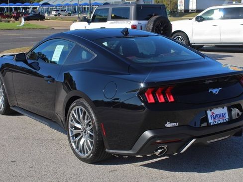 New 2026 Ford Mustang Premium image 7