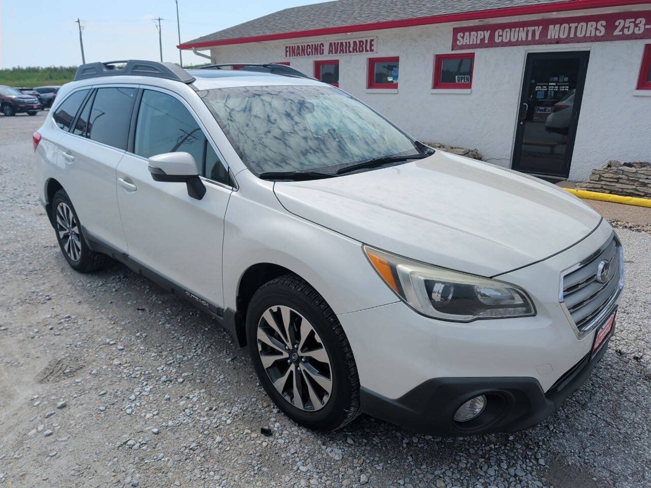 Used 2015 Subaru Outback 2.5i Limited AWD/4WD image 1