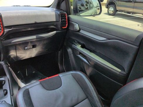 Certified 2024 Ford Ranger Raptor AWD/4WD image 17