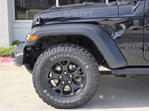 Certified 2021 Jeep Wrangler Unlimited Willys image 8