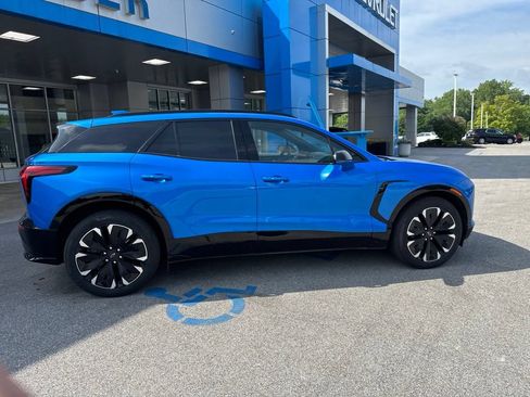 Used 2024 Chevrolet Blazer EV RS AWD/4WD image 20