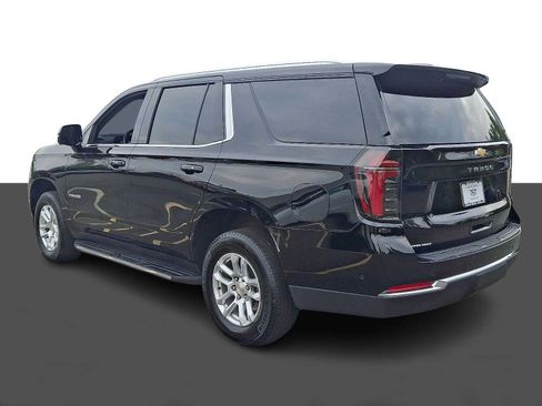 Used 2025 Chevrolet Tahoe LS AWD/4WD image 4