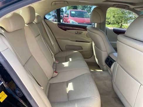 Used 2010 Lexus LS 460 AWD image 23