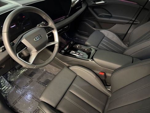 Used 2025 Audi Q6 e-tron Premium Plus AWD/4WD image 10