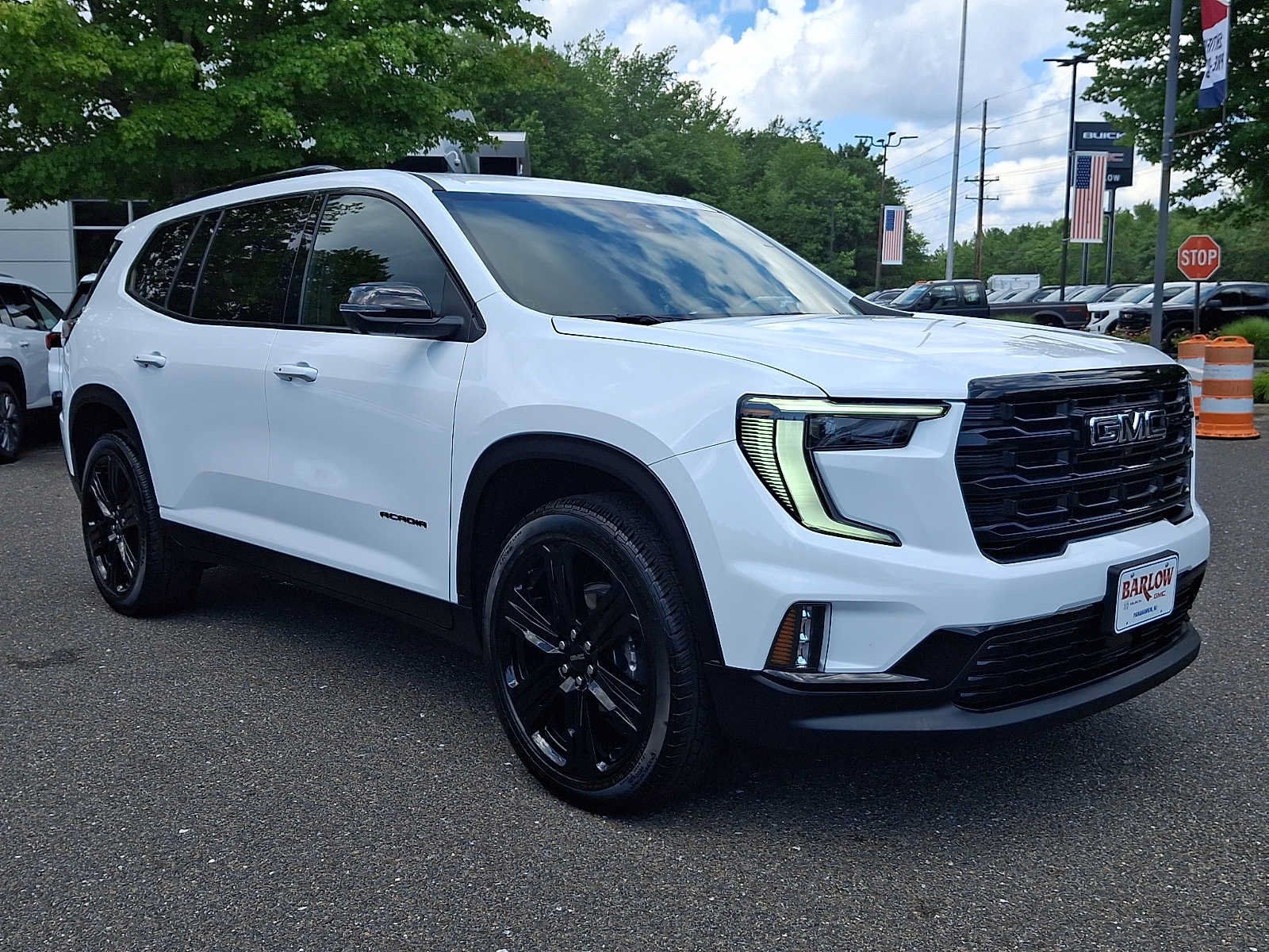 Used 2026 GMC Acadia Elevation w/ Black Edition FWD image 1