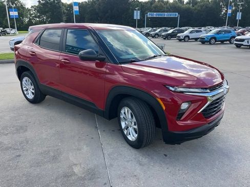 New 2026 Chevrolet TrailBlazer LS w/ LS Convenience Package FWD image 8