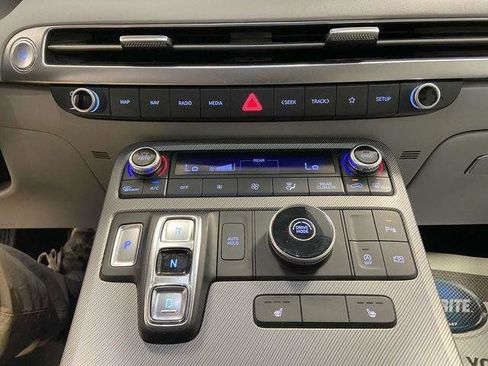 Used 2023 Hyundai Palisade SEL w/ Cargo Package image 16