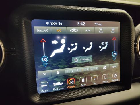 Used 2021 Jeep Gladiator Overland w/ Popular Equipment Package AWD/4WD image 47