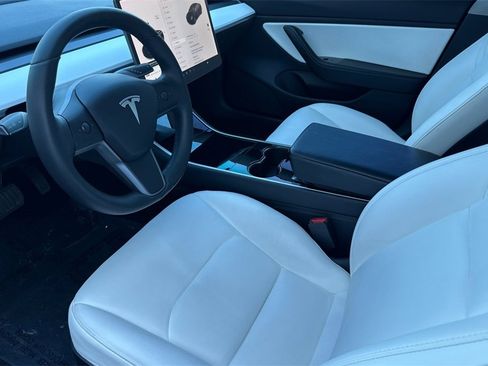 Used 2019 Tesla Model 3 Long Range image 10