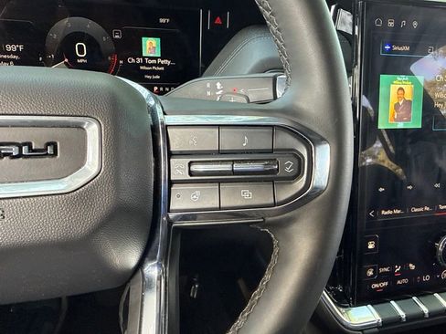 Used 2025 GMC Yukon Denali AWD/4WD image 45