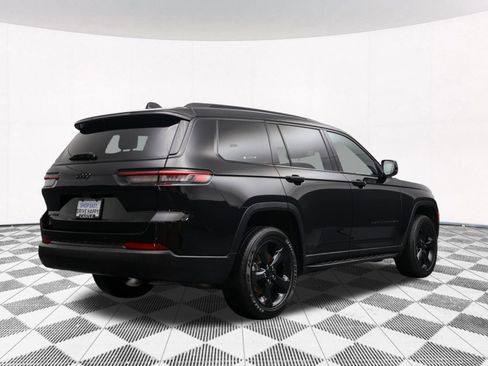 Used 2023 Jeep Grand Cherokee L Laredo image 47