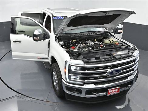 Certified 2024 Ford F250 King Ranch w/ Chrome Package AWD/4WD image 54