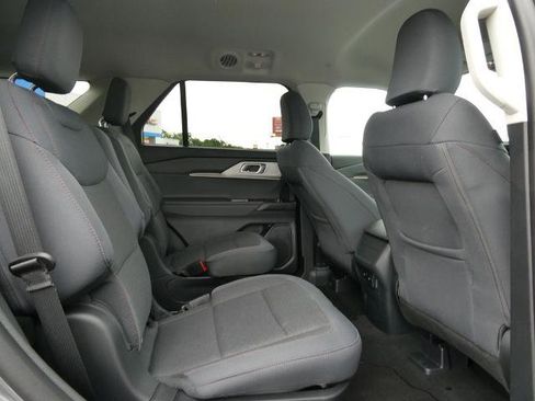 Certified 2026 Ford Explorer Active AWD/4WD image 15