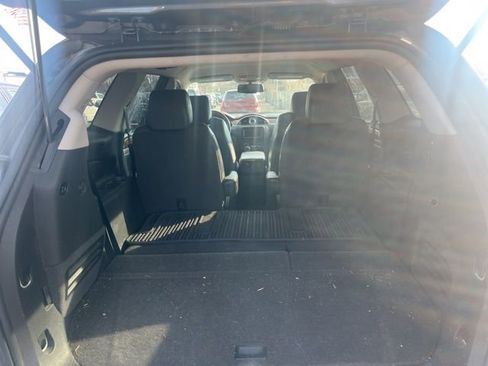 Used 2012 Buick Enclave Leather image 17