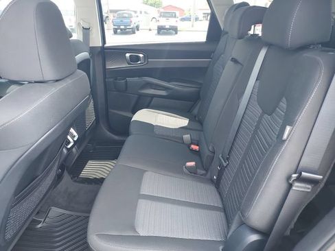 Used 2026 Kia Sorento LX FWD image 22