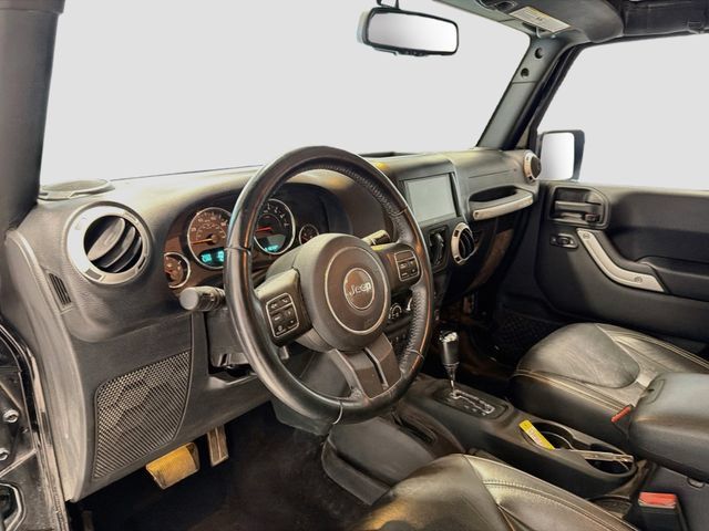 Used 2017 Jeep Wrangler Unlimited Sahara w/ Mopar Chrome Edition Group AWD/4WD image 8