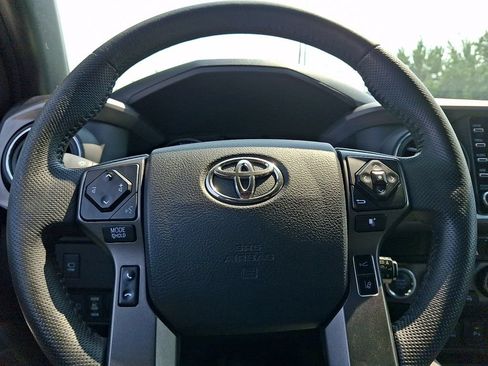 Used 2021 Toyota Tacoma TRD Pro AWD/4WD image 18