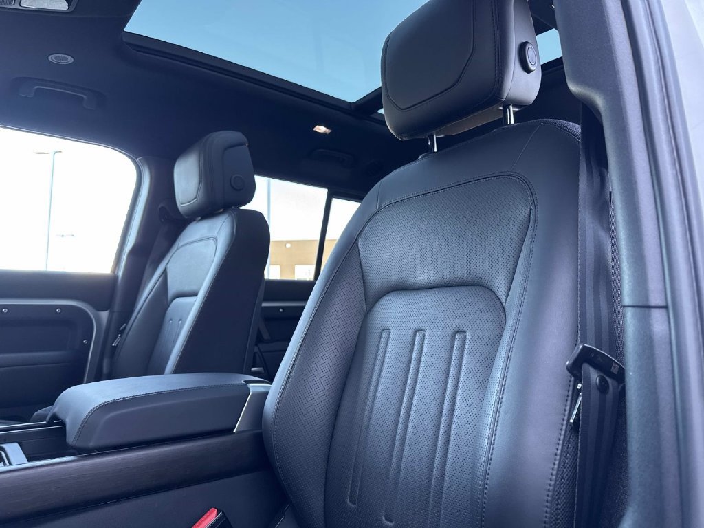 Certified 2024 Land Rover Defender 130 X AWD/4WD image 20
