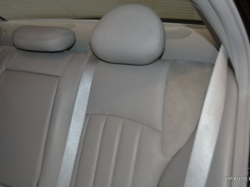 Used 2005 Mercedes-Benz C 55 AMG Sedan image 23