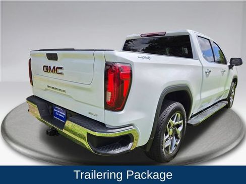 Used 2022 GMC Sierra 1500 SLT w/ SLT Premium Package AWD/4WD image 13