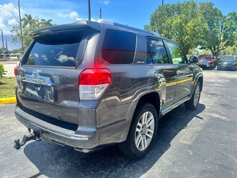 Used 2012 Toyota 4Runner Limited AWD/4WD image 4