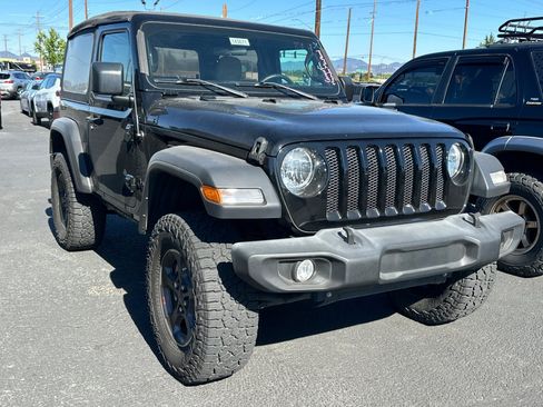Used 2023 Jeep Wrangler Sport AWD/4WD image 2