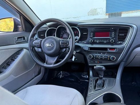 Used 2015 Kia Optima LX image 16