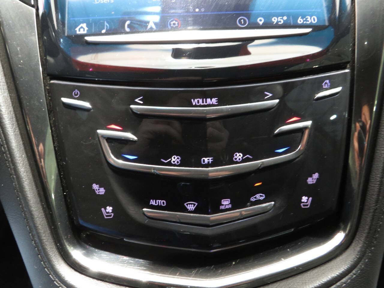 Used 2019 Cadillac CTS Luxury RWD image 25
