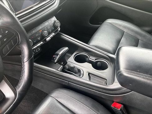 Used 2022 Dodge Durango GT AWD/4WD image 16