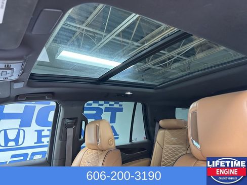 Used 2024 Cadillac Escalade Sport image 38