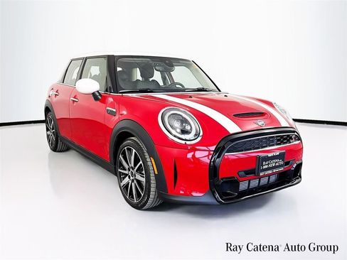 Used 2024 MINI Cooper S FWD image 1