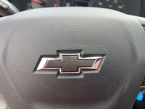 New 2026 Chevrolet Trax RS FWD image 30