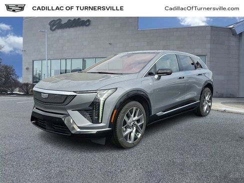 New 2026 Cadillac Optiq Luxury 1 image 1