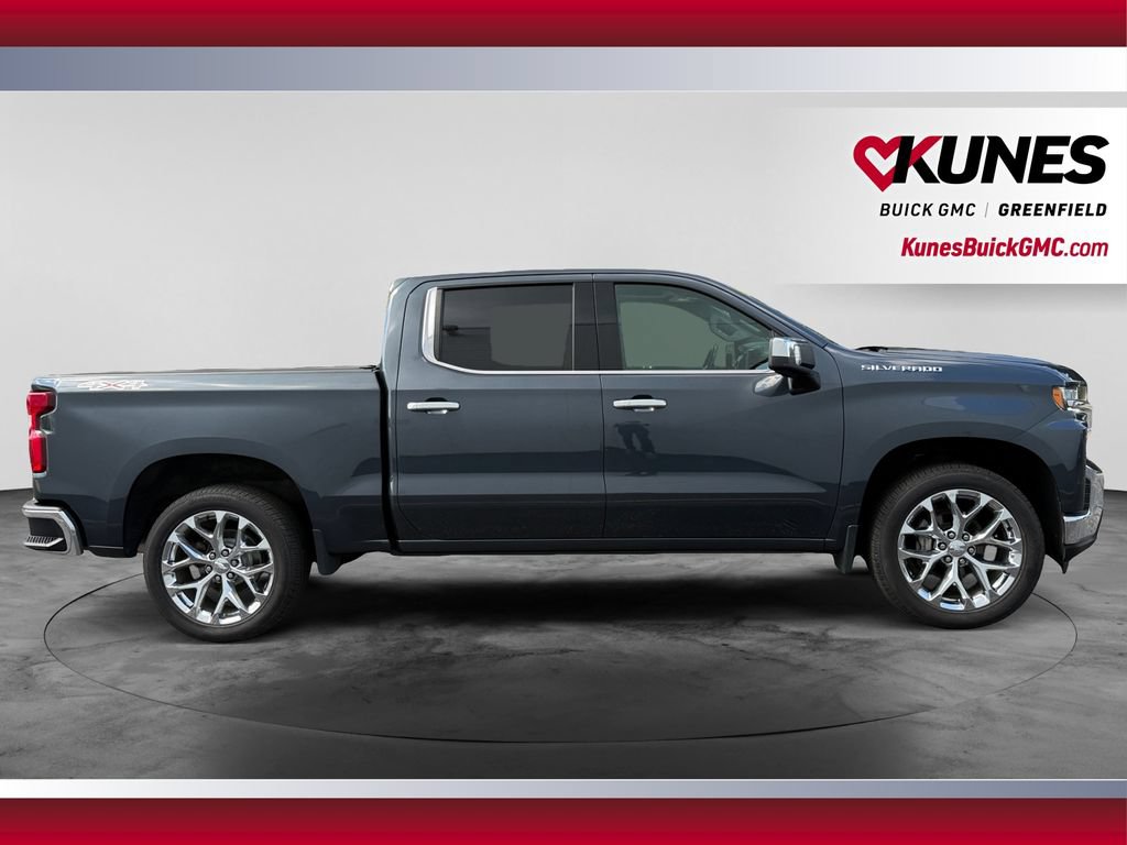 Used 2021 Chevrolet Silverado 1500 LTZ w/ LTZ Premium Package AWD/4WD image 12