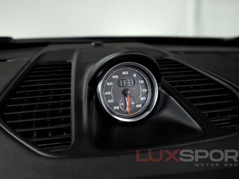 Used 2017 Porsche 911 Targa 4S image 40