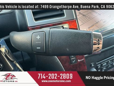 Used 2013 Cadillac Escalade Premium AWD/4WD image 53