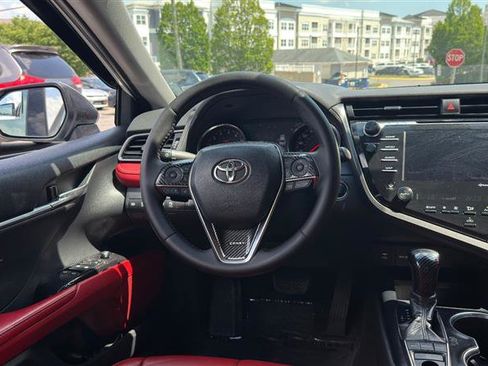 Used 2019 Toyota Camry XSE FWD image 25