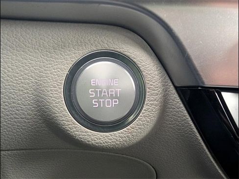 Used 2024 Kia Telluride S w/ S Sunroof Package image 12