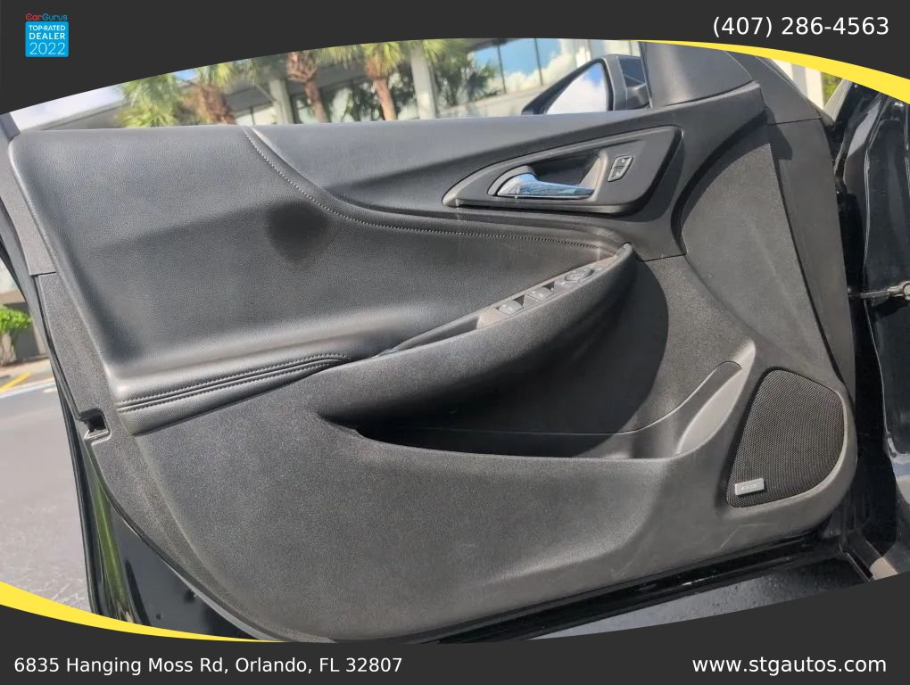 Used 2018 Chevrolet Malibu LT w/ Leather Package FWD image 11
