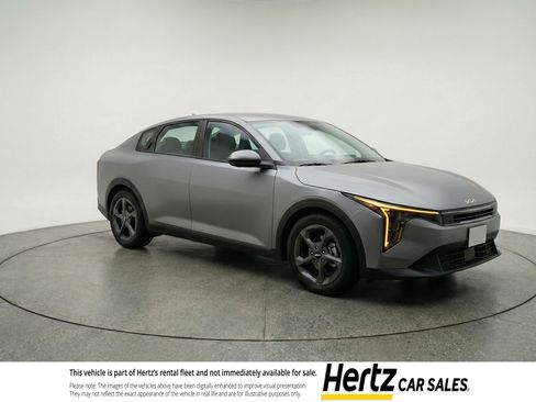 Used 2025 Kia K4 FWD image 1
