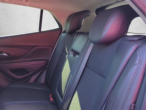 Used 2022 Buick Encore Preferred image 19