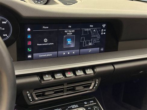 Used 2022 Porsche 911 Targa 4S image 25