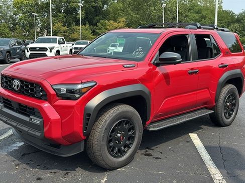 New 2026 Toyota 4Runner TRD Off-Road Premium AWD/4WD image 2