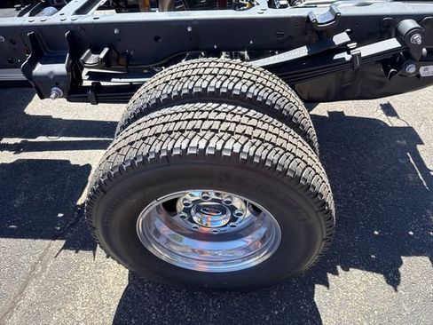 New 2026 Ford F350 XL w/ XL Chrome Package AWD/4WD image 14