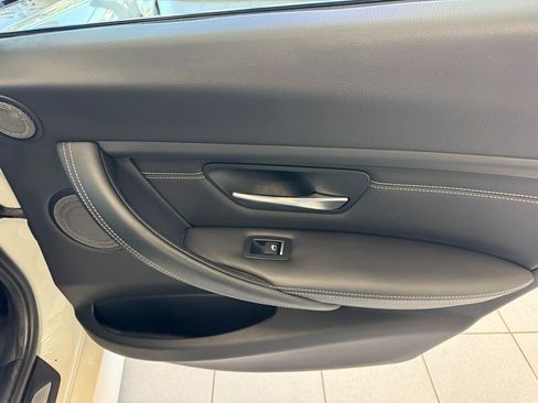 Used 2018 BMW M3 RWD image 52