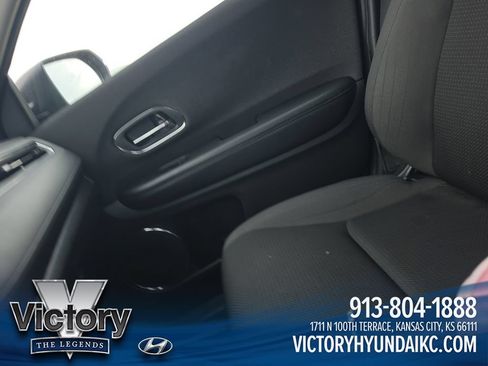 Used 2021 Honda HR-V EX image 27