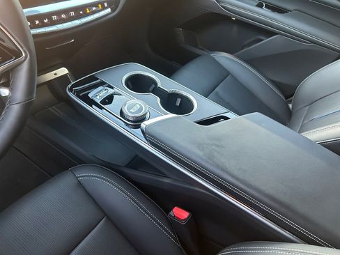 Used 2025 Cadillac Lyriq Sport image 20