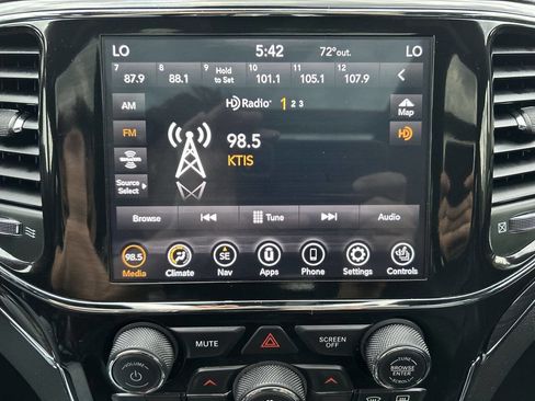 Used 2021 Jeep Grand Cherokee Overland image 17