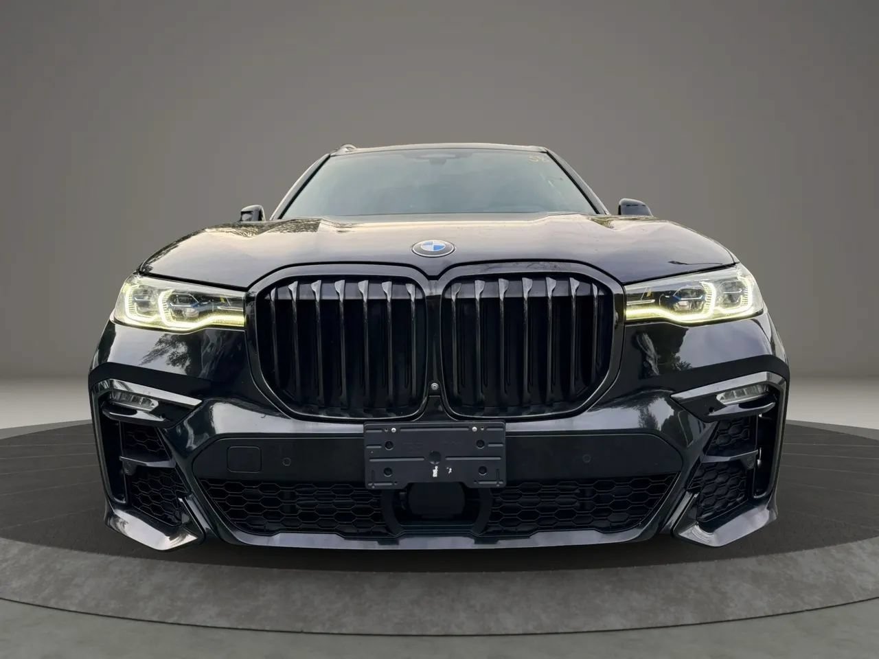 Used 2021 BMW X7 M50i AWD/4WD image 2