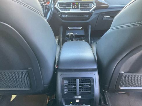 Used 2023 BMW X4 xDrive30i image 29